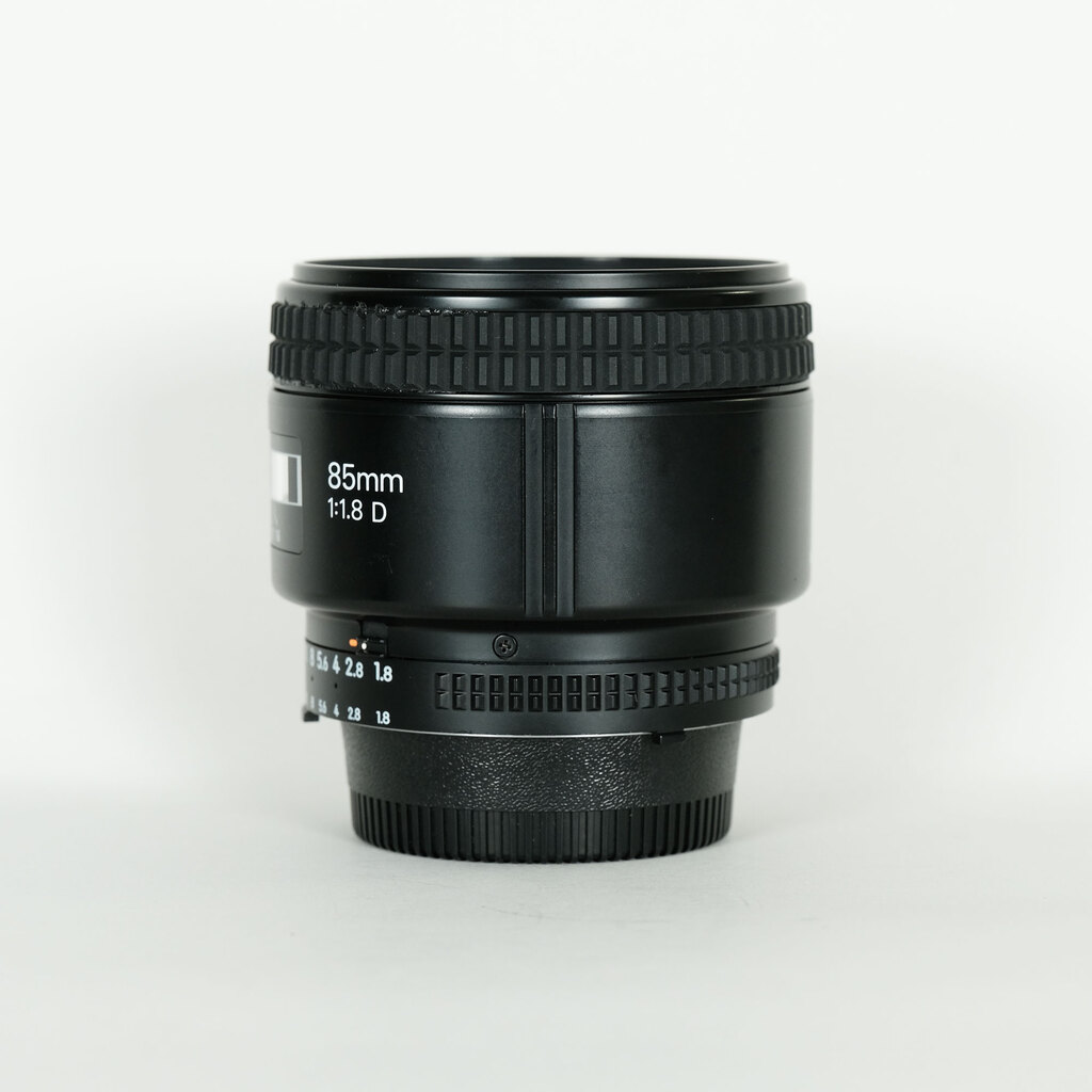 Nikon Ai AF Nikkor 85mm f/1.8D