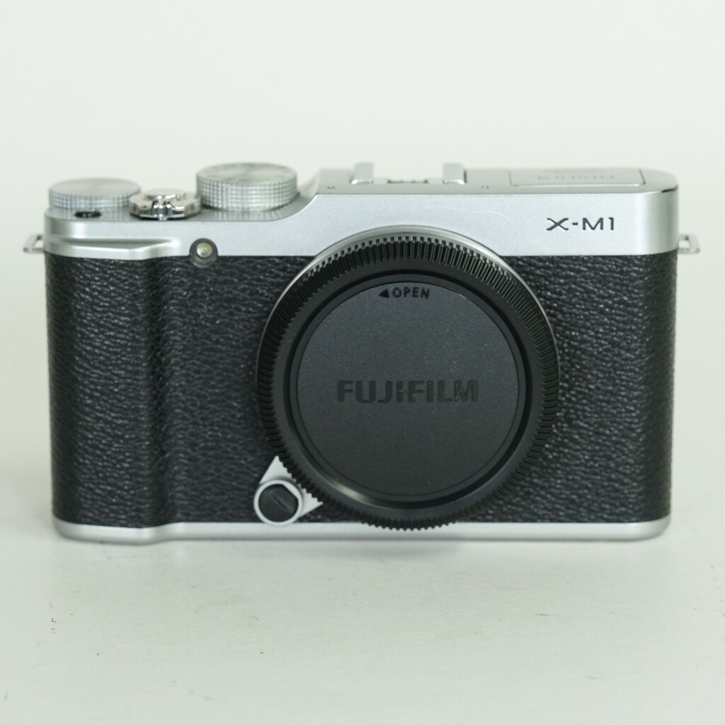 価格.com - 富士フイルム FUJIFILM GFX100S ボディ 純正オプション