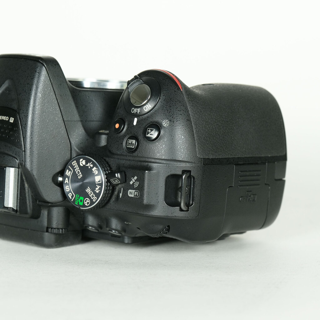 Nikon D5300 Nikon D5300