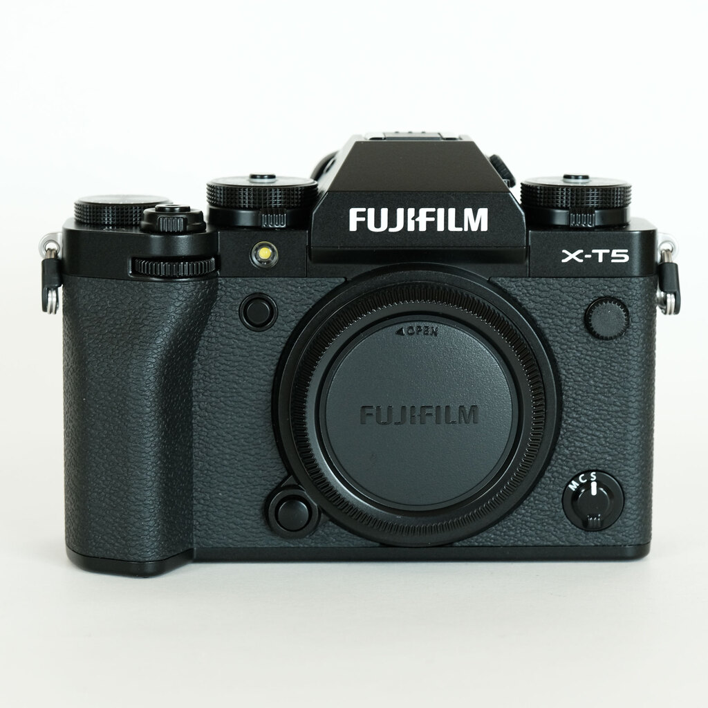 FUJIFILM X-T5の出品 | ONE SCENE（ワンシーン）
