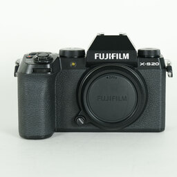 FUJIFILM X-S20
