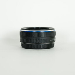 OLYMPUS M.ZUIKO DIGITAL 17mm F2.8 シルバー