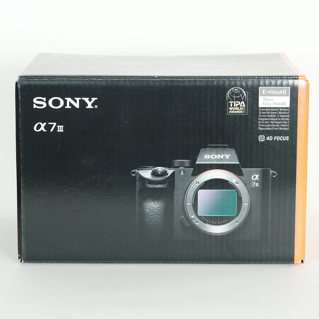 SONY α7 III(ILCE-7M3) SONY α7 III(ILCE-7M3)