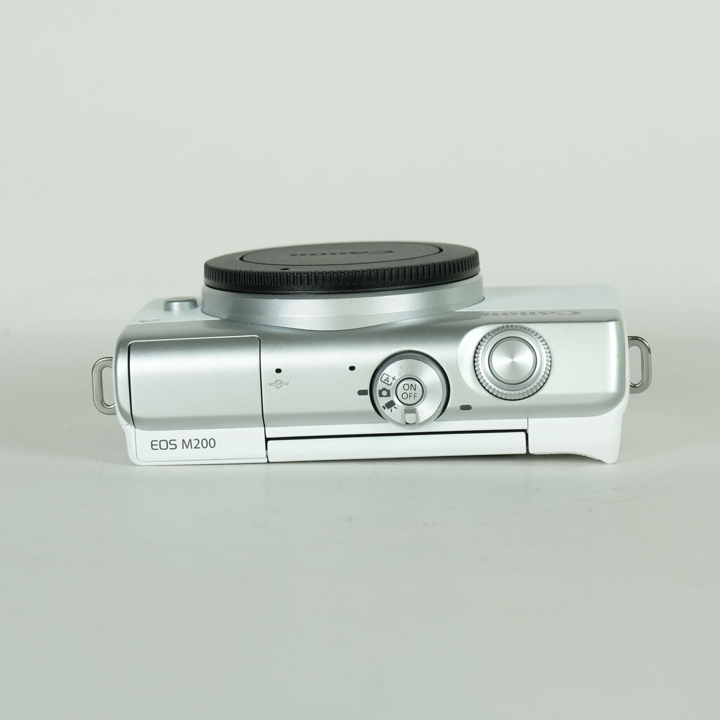 Canon EOS M200 ボディ ホワイトの出品 | ONE SCENE（ワンシーン）