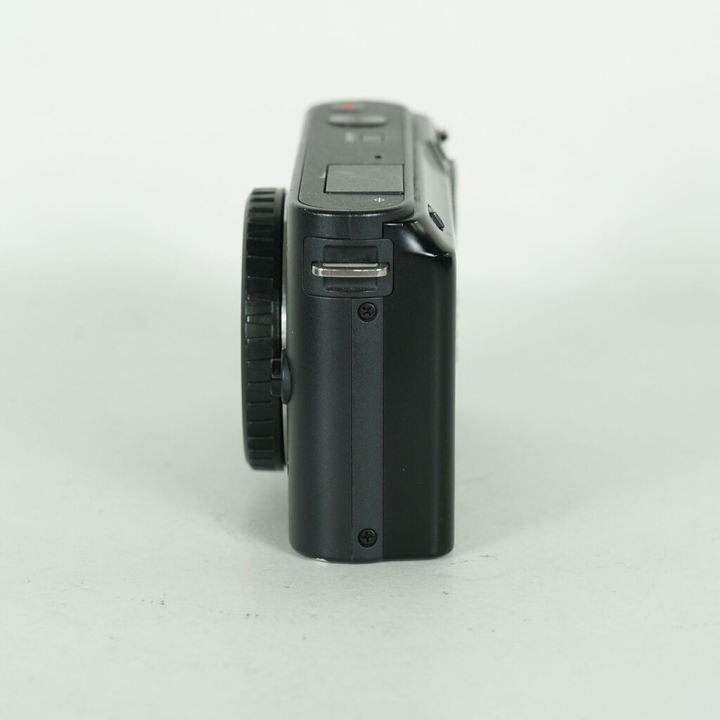 Nikon Nikon1 J1 ボディ ブラックの出品 | ONE SCENE（ワンシーン）