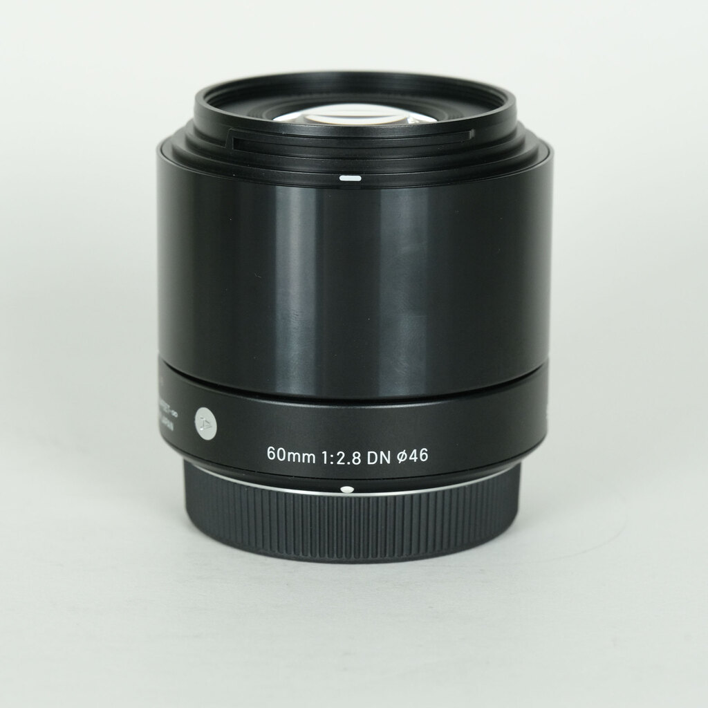SIGMA 60mm F2.8 DN | Art [�}�C�N���t�H�[�T�[�Y�p]