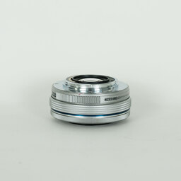 OLYMPUS M.ZUIKO DIGITAL ED 14-42mm F3.5-5.6 EZ シルバー OLYMPUS M.ZUIKO DIGITAL ED 14-42mm F3.5-5.6 EZ シルバー