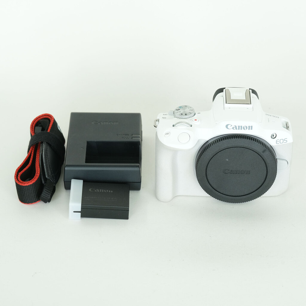 Canon EOS R50