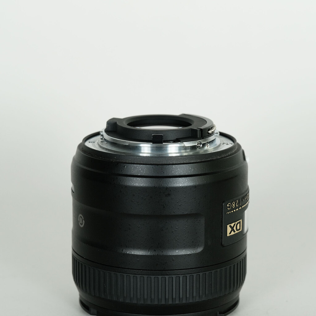 Nikon AF-S DX Micro NIKKOR 40mm f/2.8G