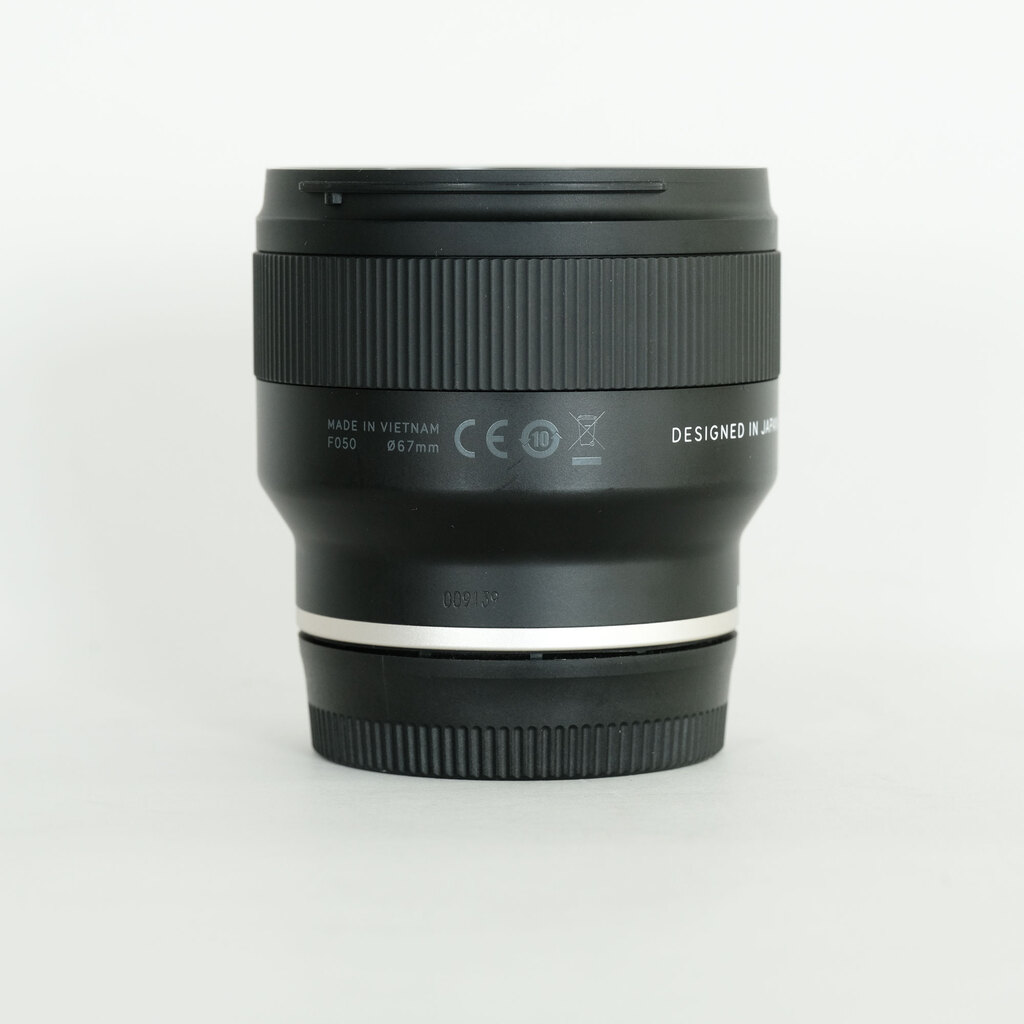 TAMRON 20mm F/2.8 Di III OSD M1:2 (Model F050) [ソニーE用]