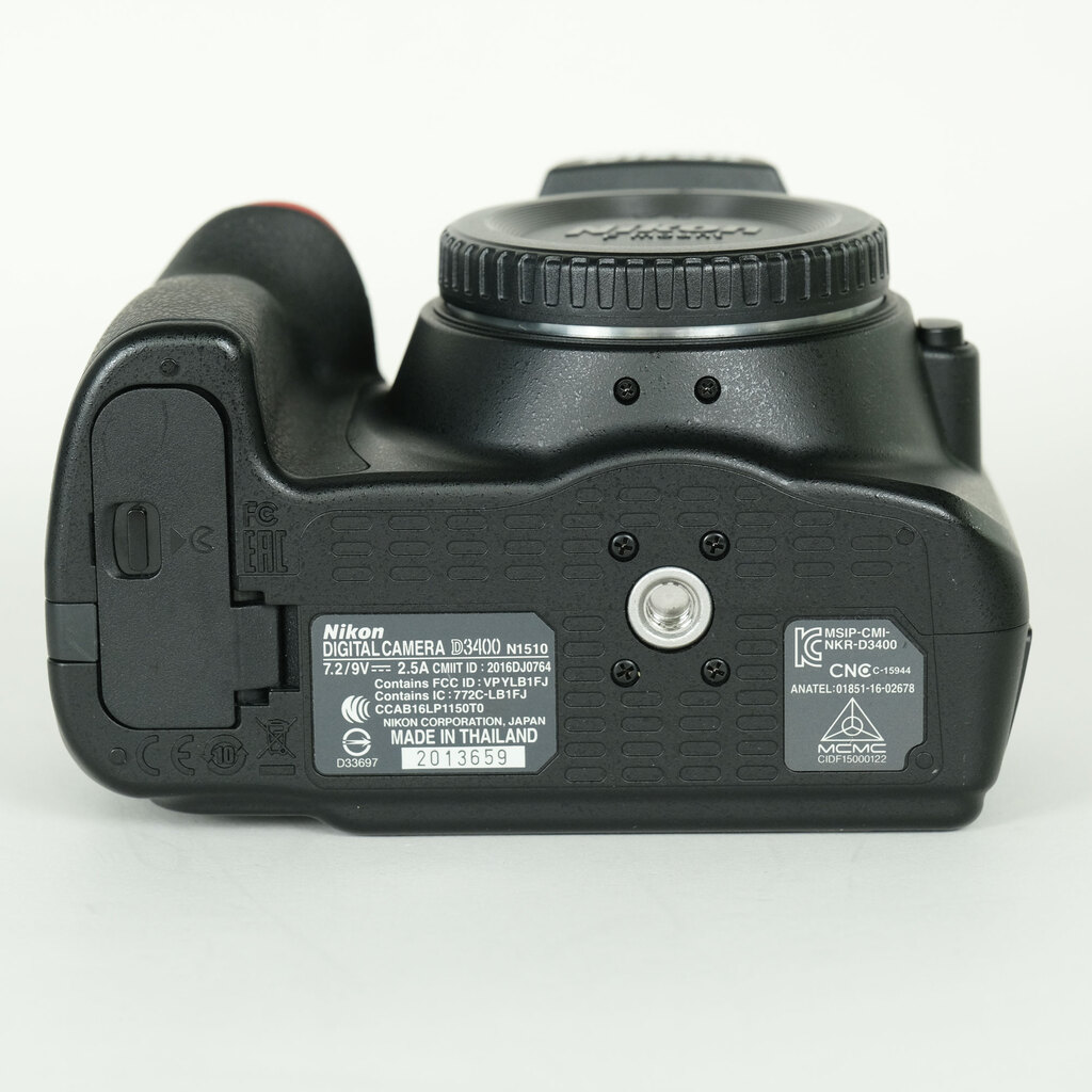 Nikon D3400