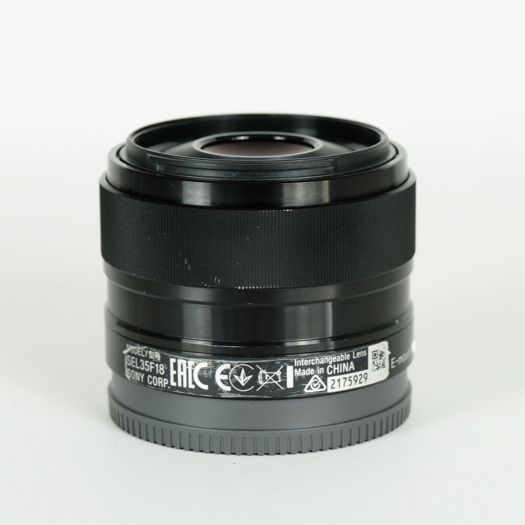SONY E 35mm F1.8 OSS SEL35F18 SONY E 35mm F1.8 OSS SEL35F18