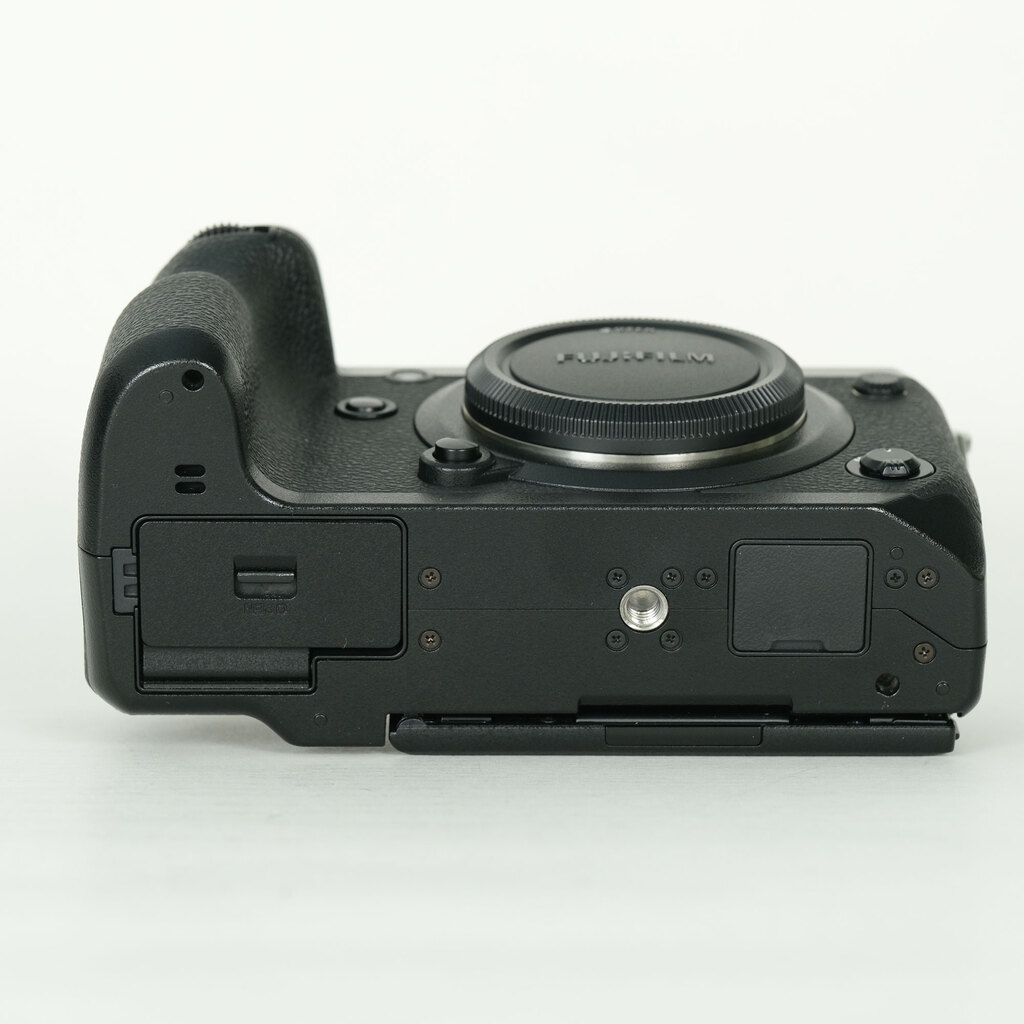FUJIFILM X-H1