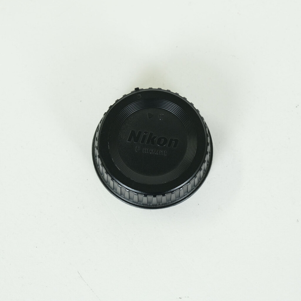 Nikon AF-S DX NIKKOR 18-300mm F3.5-5.6G ED VR