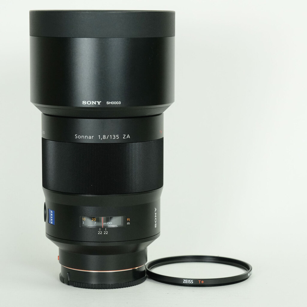 SONY Sonnar T* 135mm F1.8 ZA SAL135F18Z