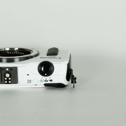 Canon EOS M ボディ ホワイト