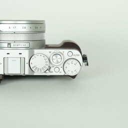Panasonic LUMIX DMC-LX100-S シルバー