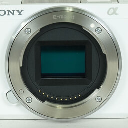 SONY VLOGCAM ZV-E10 SONY VLOGCAM ZV-E10