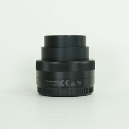 Panasonic LUMIX G VARIO 12-32mm / F3.5-5.6 ASPH. / MEGA O.I.S.