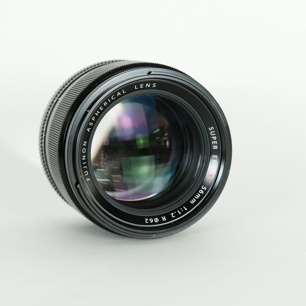 FUJIFILM XF56mmF1.2 R