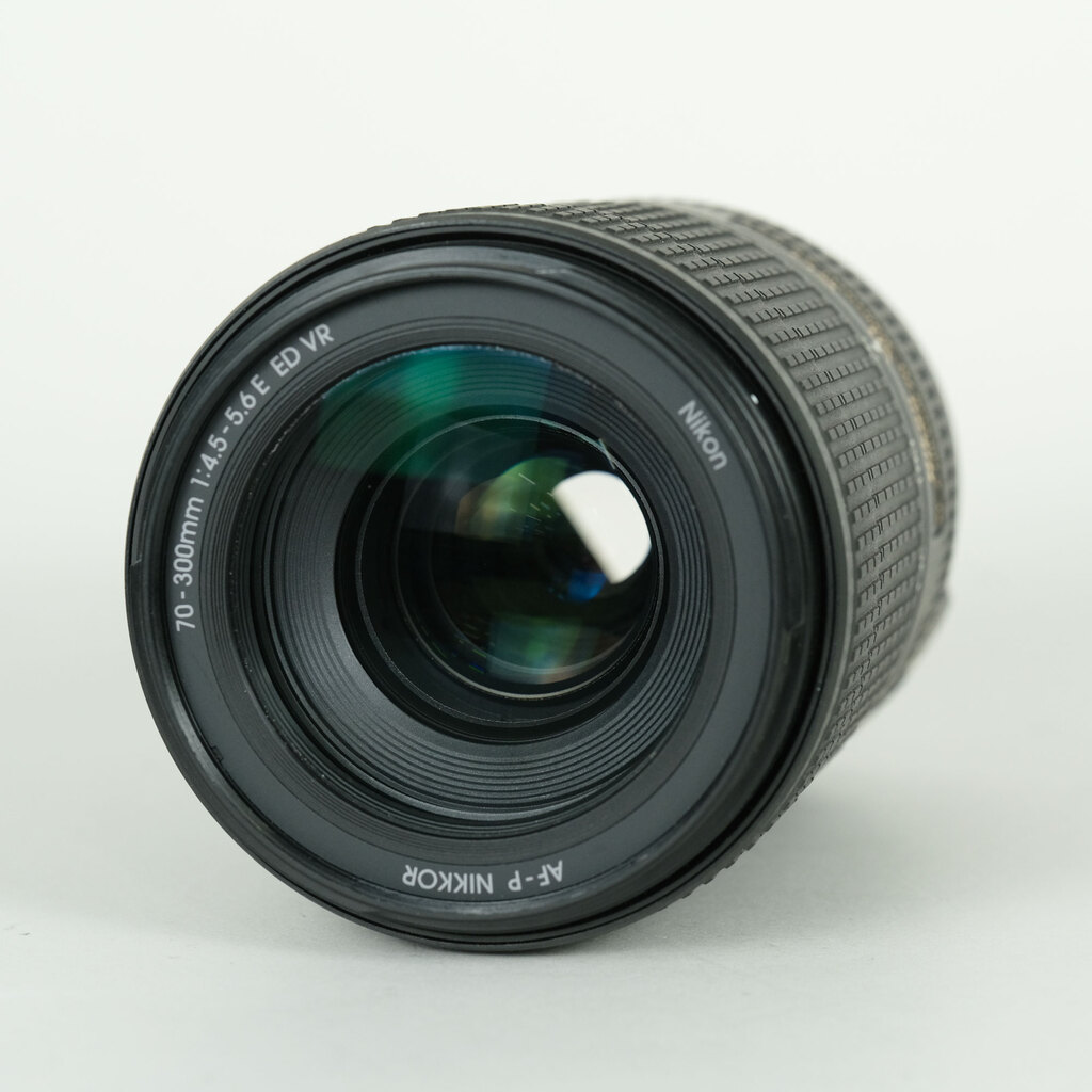 Nikon AF-P NIKKOR 70-300mm f/4.5-5.6E ED VR