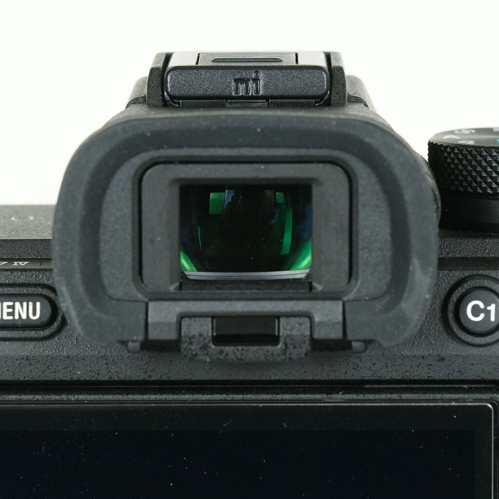 SONY α7 IV(ILCE-7M4) SONY α7 IV(ILCE-7M4)