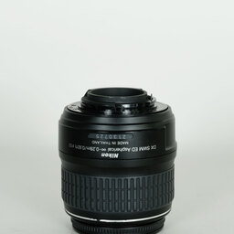 Nikon AF-S DX NIKKOR 18-55mm f3.5-5.6G VR II