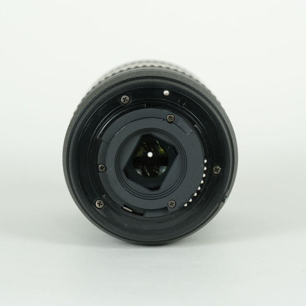 Nikon AF-P DX NIKKOR 70-300mm f/4.5-6.3G ED VR Nikon AF-P DX NIKKOR 70-300mm f/4.5-6.3G ED VR