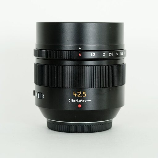 Panasonic LEICA DG NOCTICRON 42.5mm / F1.2 ASPH. / POWER O.I.S.