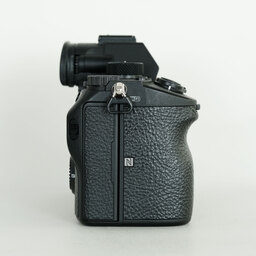 SONY α7 III（ILCE-7M3）