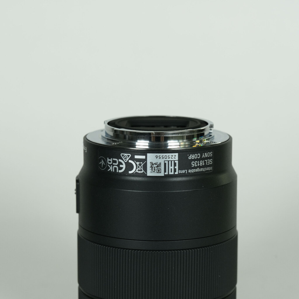 SONY E 18-135mm F3.5-5.6 OSS SEL18135