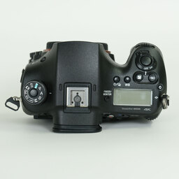 SONY α99II（ILCA-99M2）