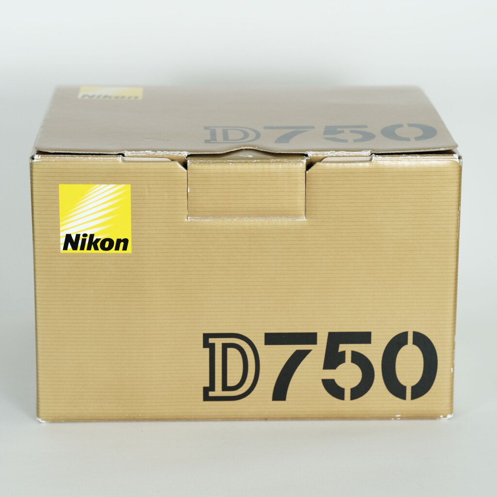 Nikon D750