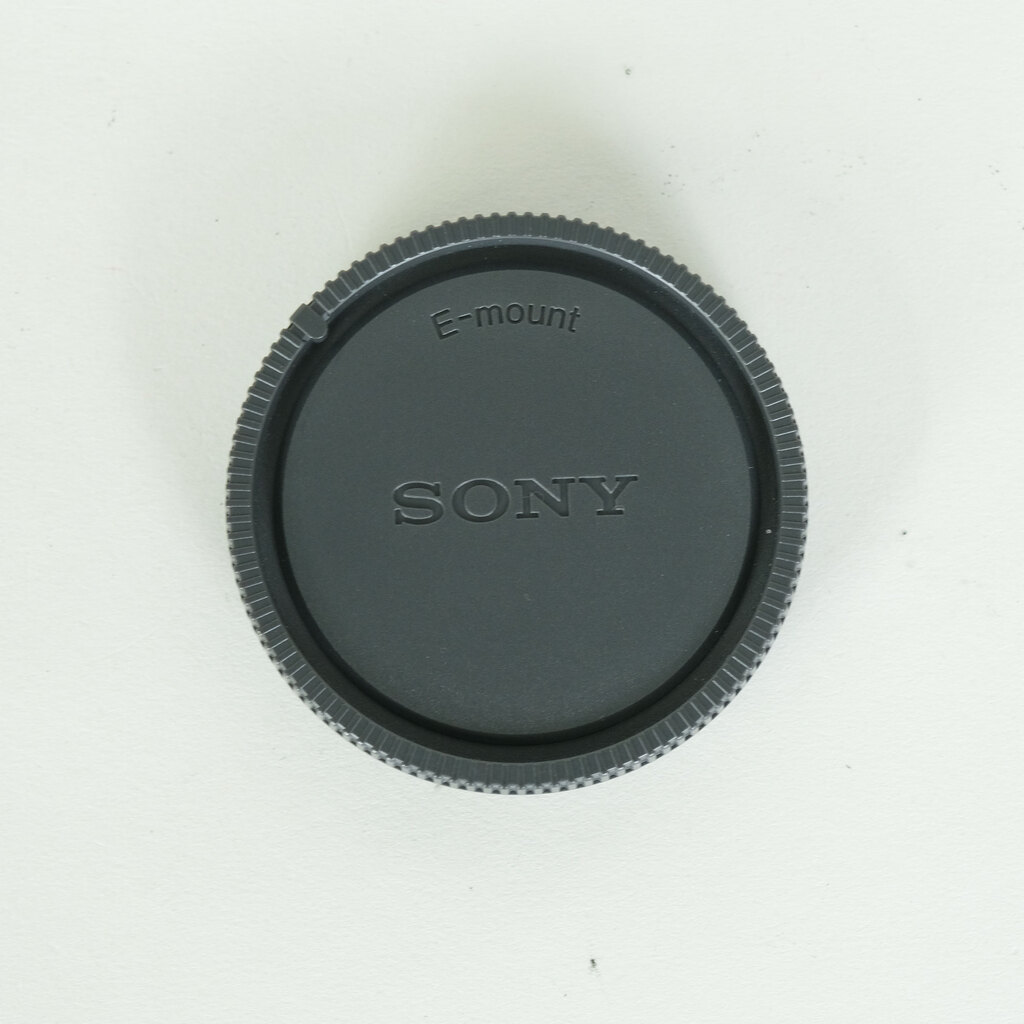 SONY E 35mm F1.8 OSS SEL35F18