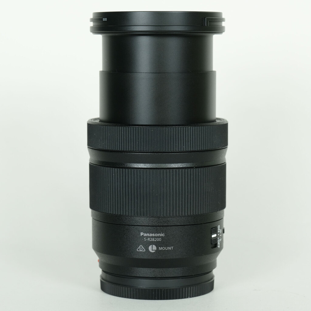 Panasonic LUMIX S 28-200mm F4-7.1 MACRO O.I.S.