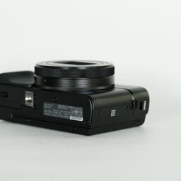 SONY Cyber-shot DSC-RX100M7