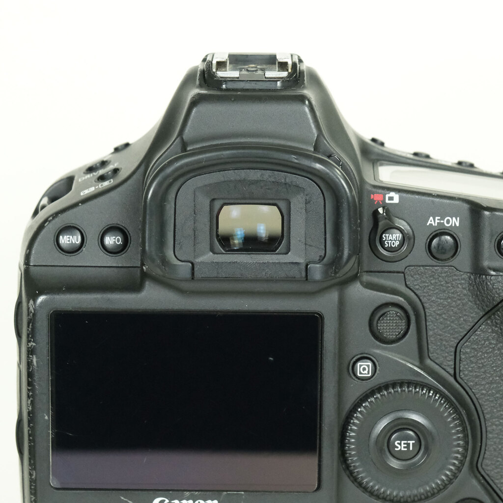 Canon EOS-1D X Mark II