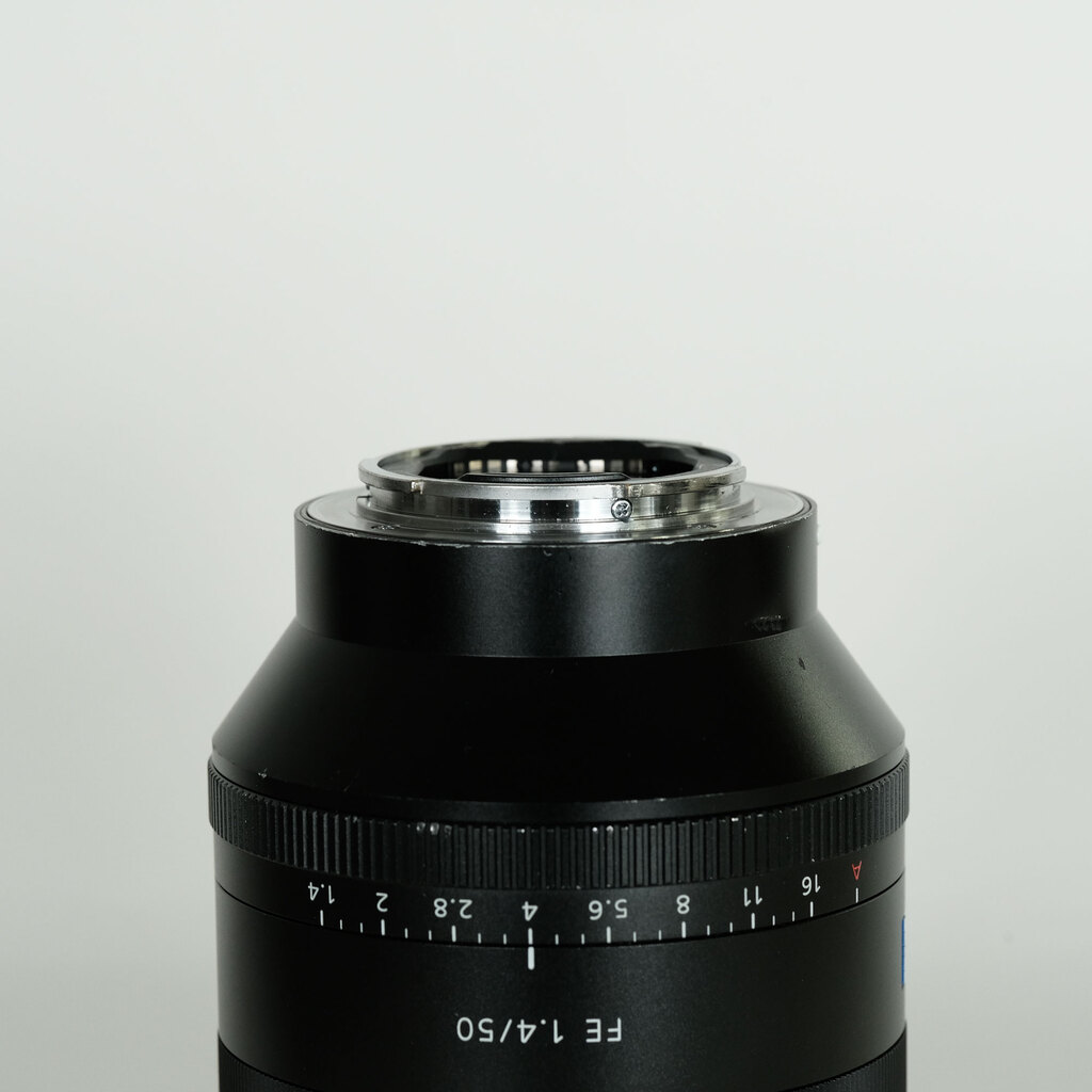 SONY Planar T* FE 50mm F1.4 ZA SEL50F14Z