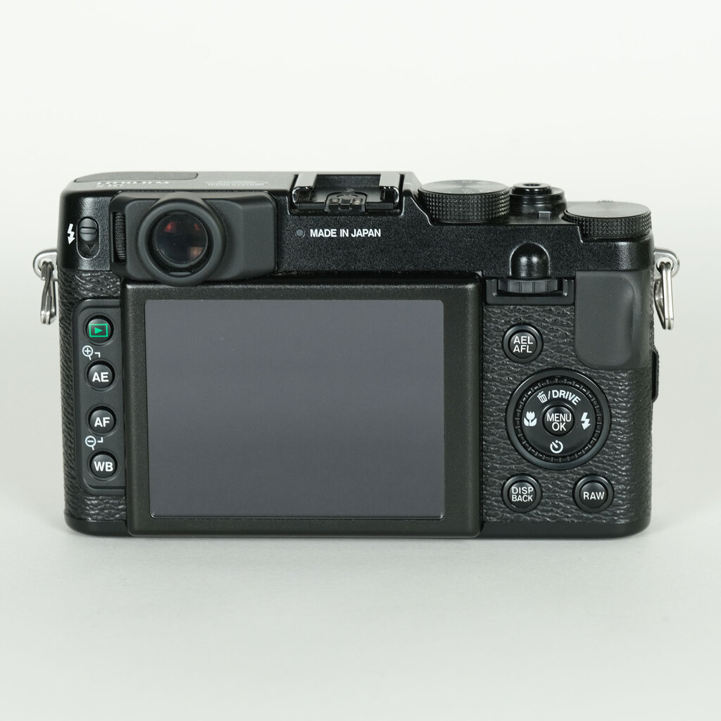 FUJIFILM X10 ブラック