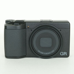 RICOH GR IV