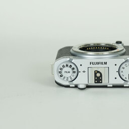 FUJIFILM X-M5 FUJIFILM X-M5