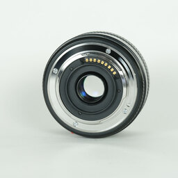 OLYMPUS ZUIKO DIGITAL 35mm F3.5 Macro