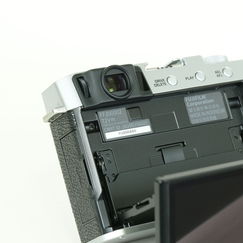 FUJIFILM X-E4 FUJIFILM X-E4