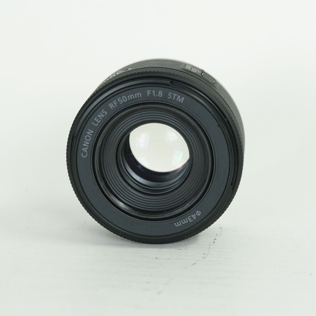Canon RF50mm F1.8 STM