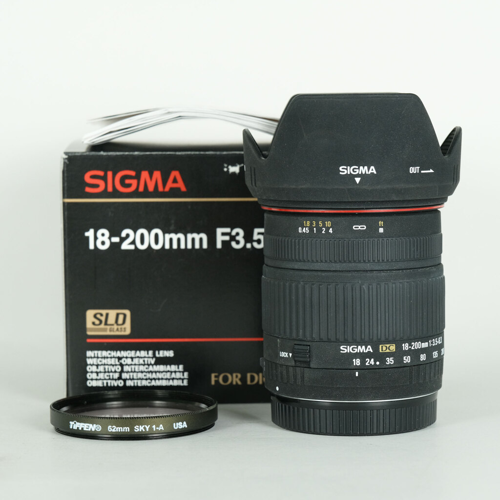 SIGMA 18-200mm F3.5-6.3 DC [キヤノンEF用]の出品 | ONE SCENE（ワン