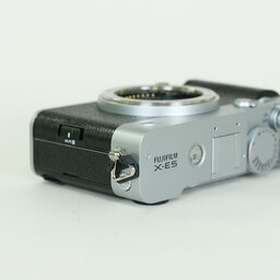 FUJIFILM X-E5