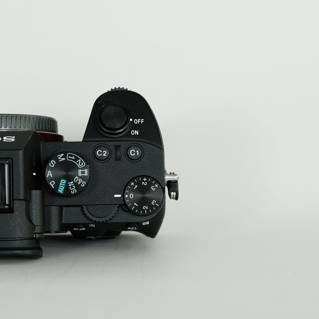 SONY α7 III(ILCE-7M3) SONY α7 III(ILCE-7M3)