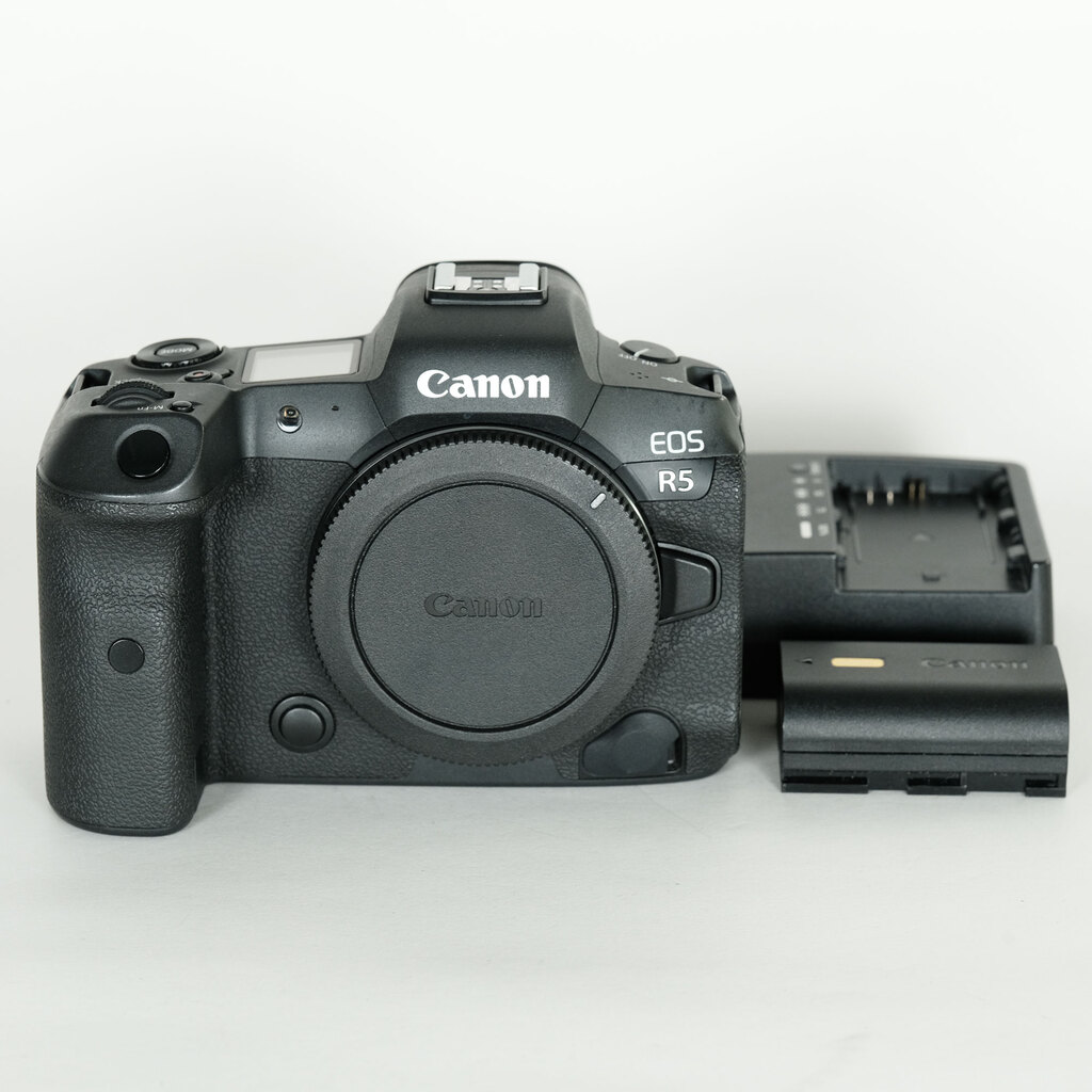 Canon EOS R5