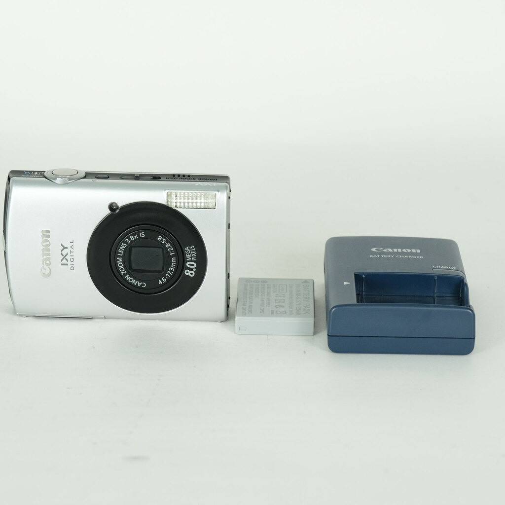 Canon IXY DIGITAL 910IS シルバー Canon IXY DIGITAL 910IS シルバーの出品 | ONE SCENE（ワンシーン）