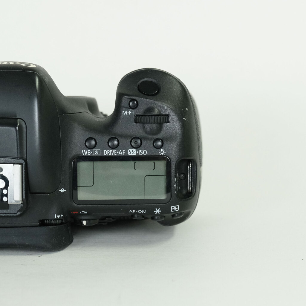 Canon EOS 7D Mark II